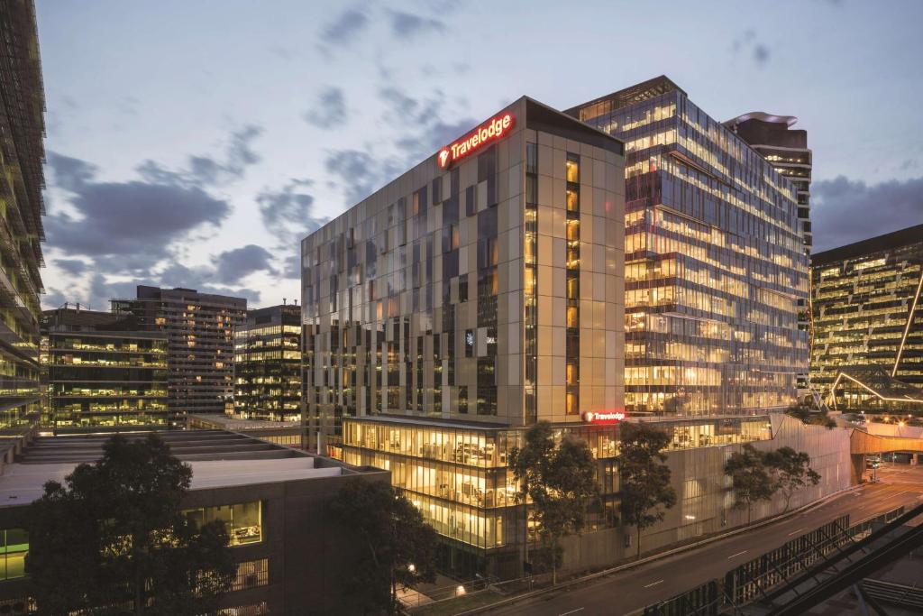 Oceania Odyssey – 12 nights Across Australia & New Zealand