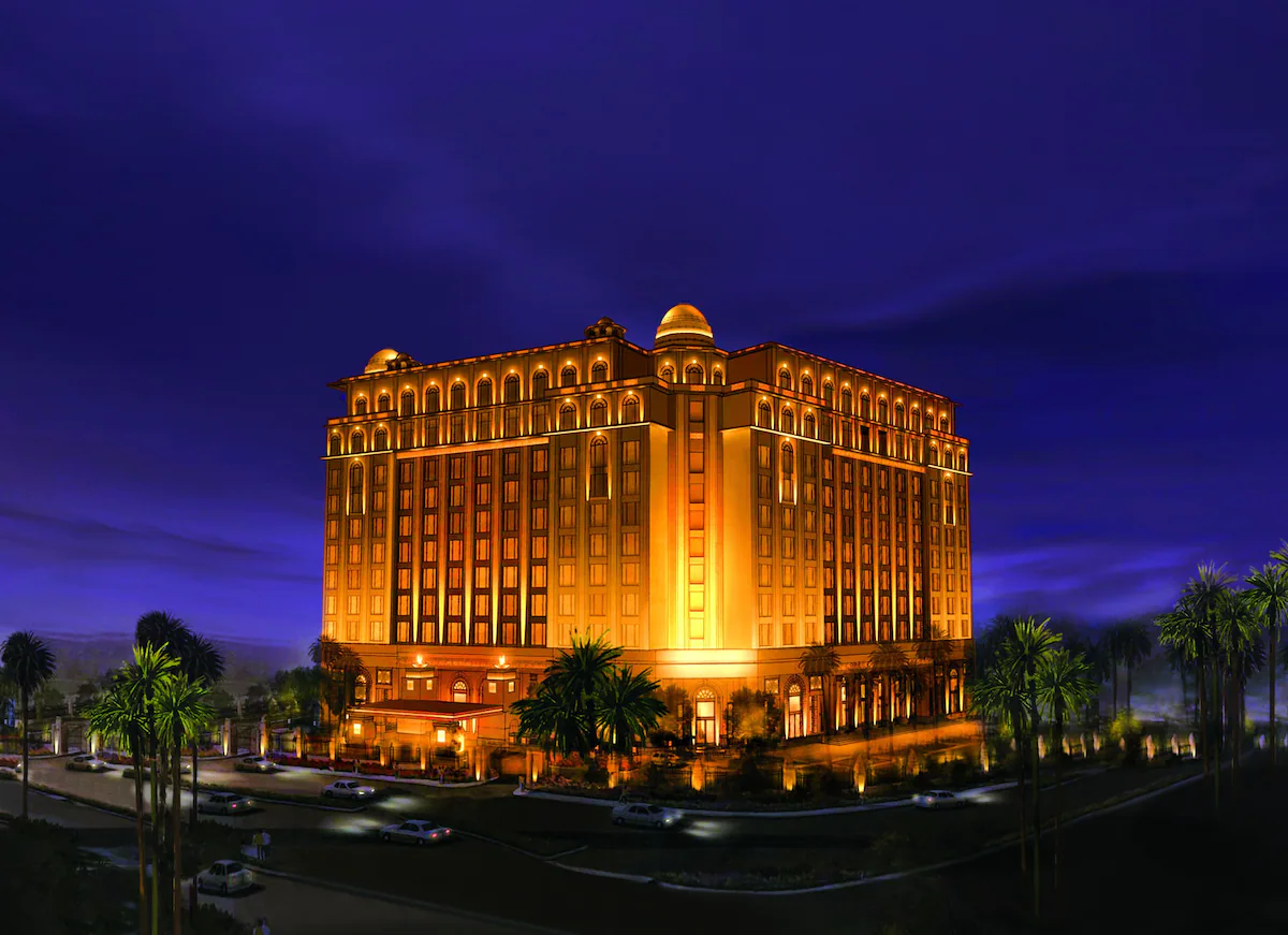 India in Opulence: The Leela & Amarvilas Experience