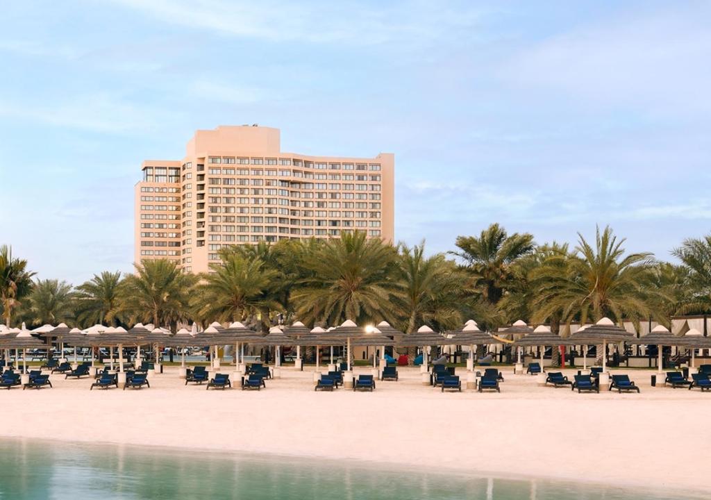 Abu Dhabi Holiday