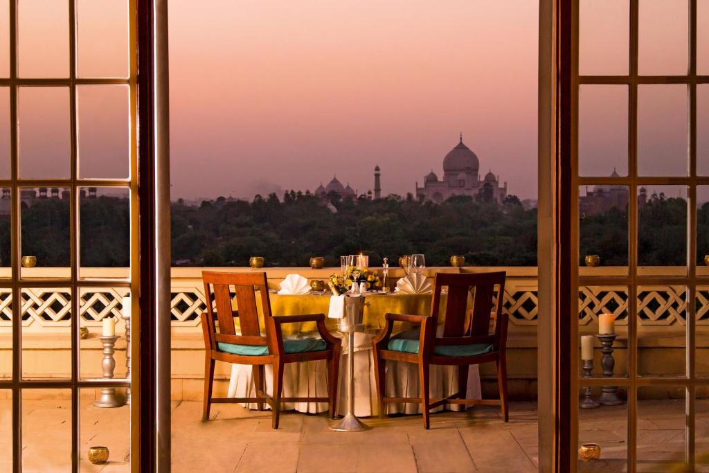 India in Opulence: The Leela & Amarvilas Experience