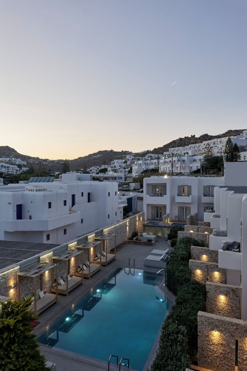 Mykonos & Santorini Escape