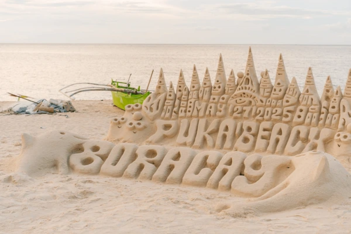 Philippines Island Hopping: Siargao, Cebu & Boracay – 11 Nights