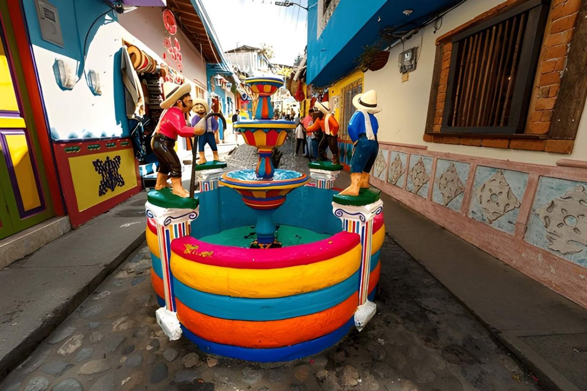 Discover Colombia: Bogotá, Medellín & Cartagena – 9 Nights
