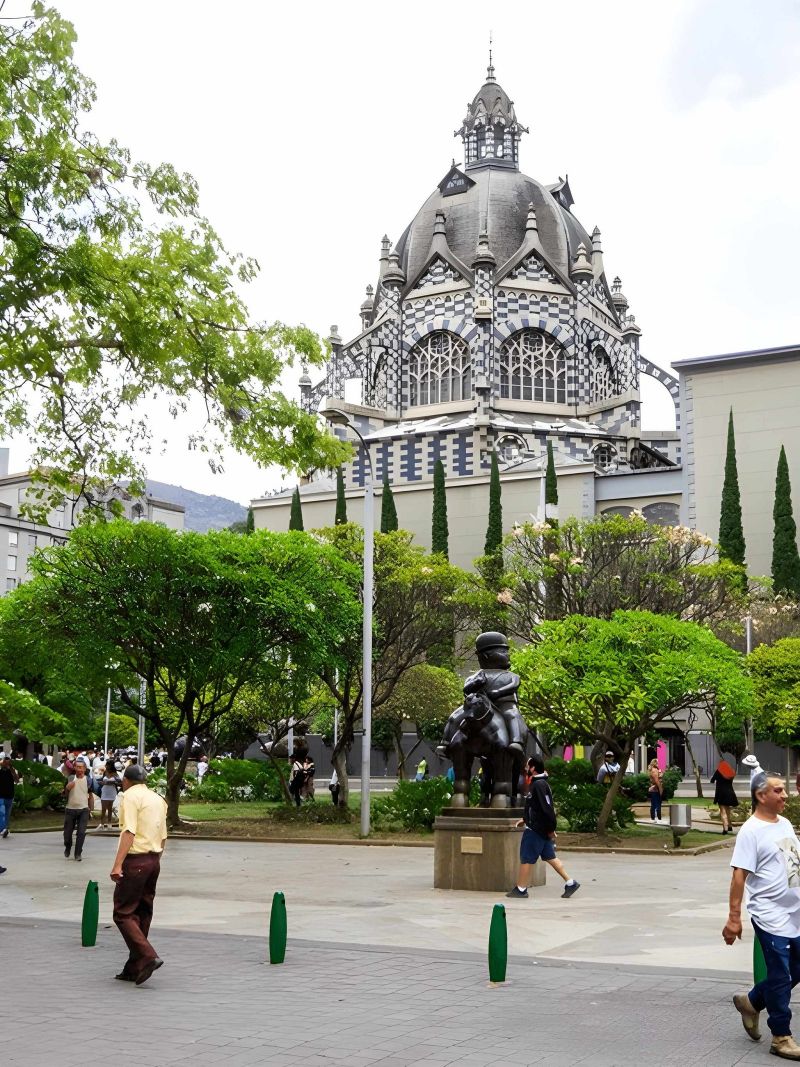 Discover Colombia: Bogotá, Medellín & Cartagena – 9 Nights