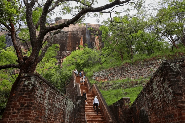Sri Lanka Holidays