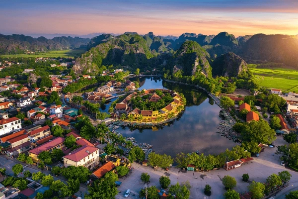 Hanoi Holiday