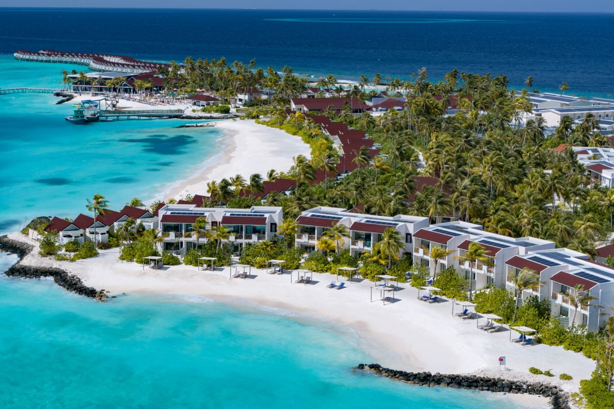 Taj to Tropics: Golden Triangle & Maldives 10-Night Getaway