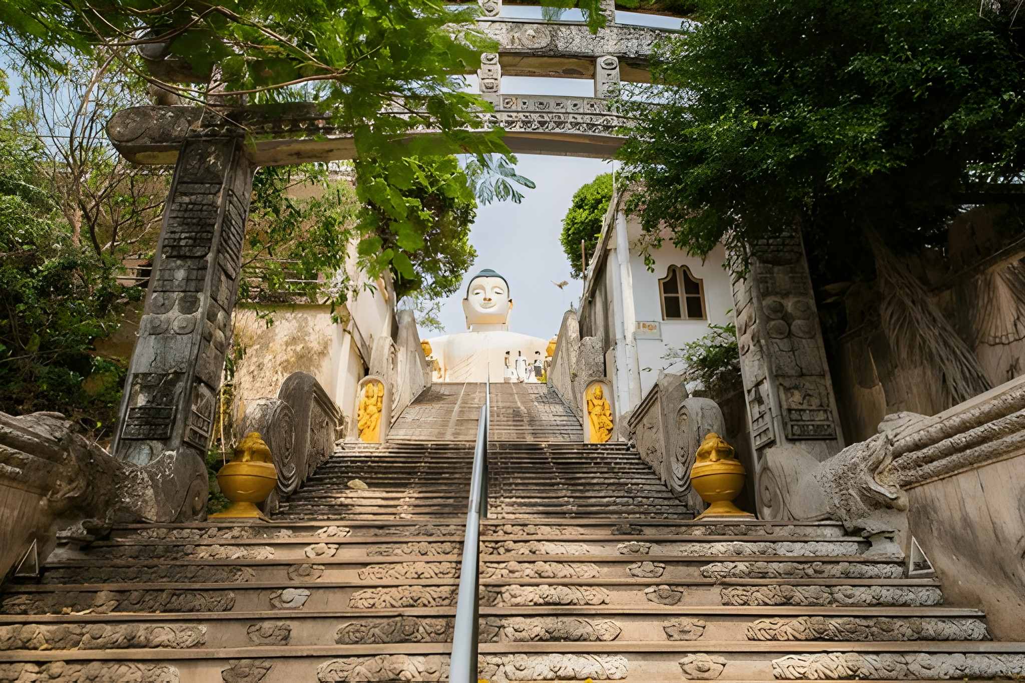 Sri Lanka Tour with a Luxury All-Inclusive Beach Stay