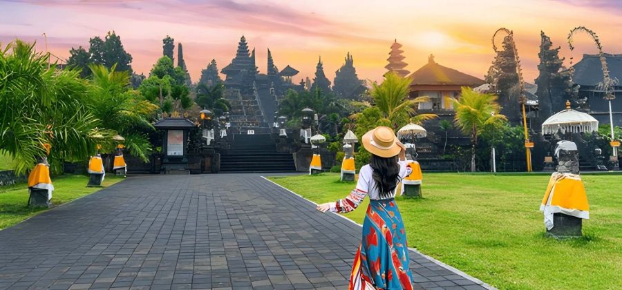 Luxury Kuala Lumpur, Hanoi and Bali - 13 Nights