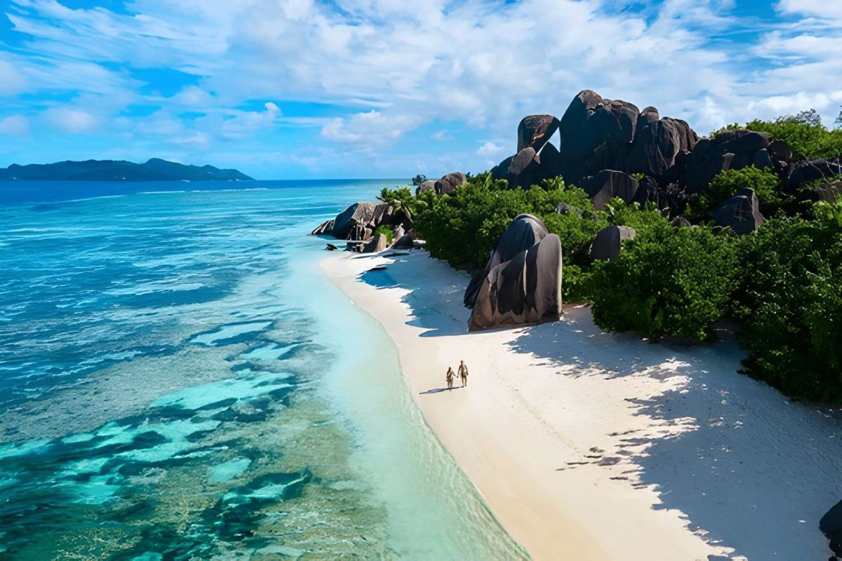 Luxury Qatar & Seychelles Holidays
