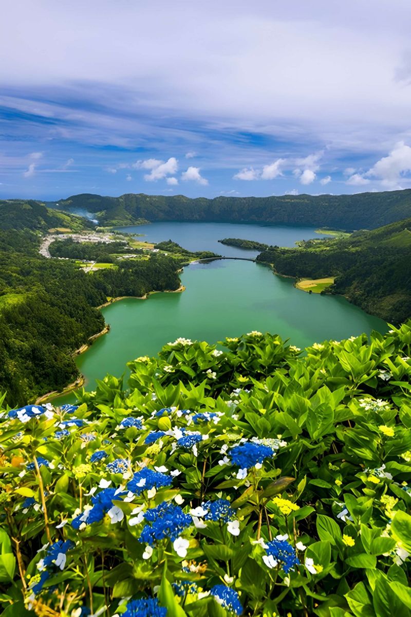 Lisbon & São Miguel tour