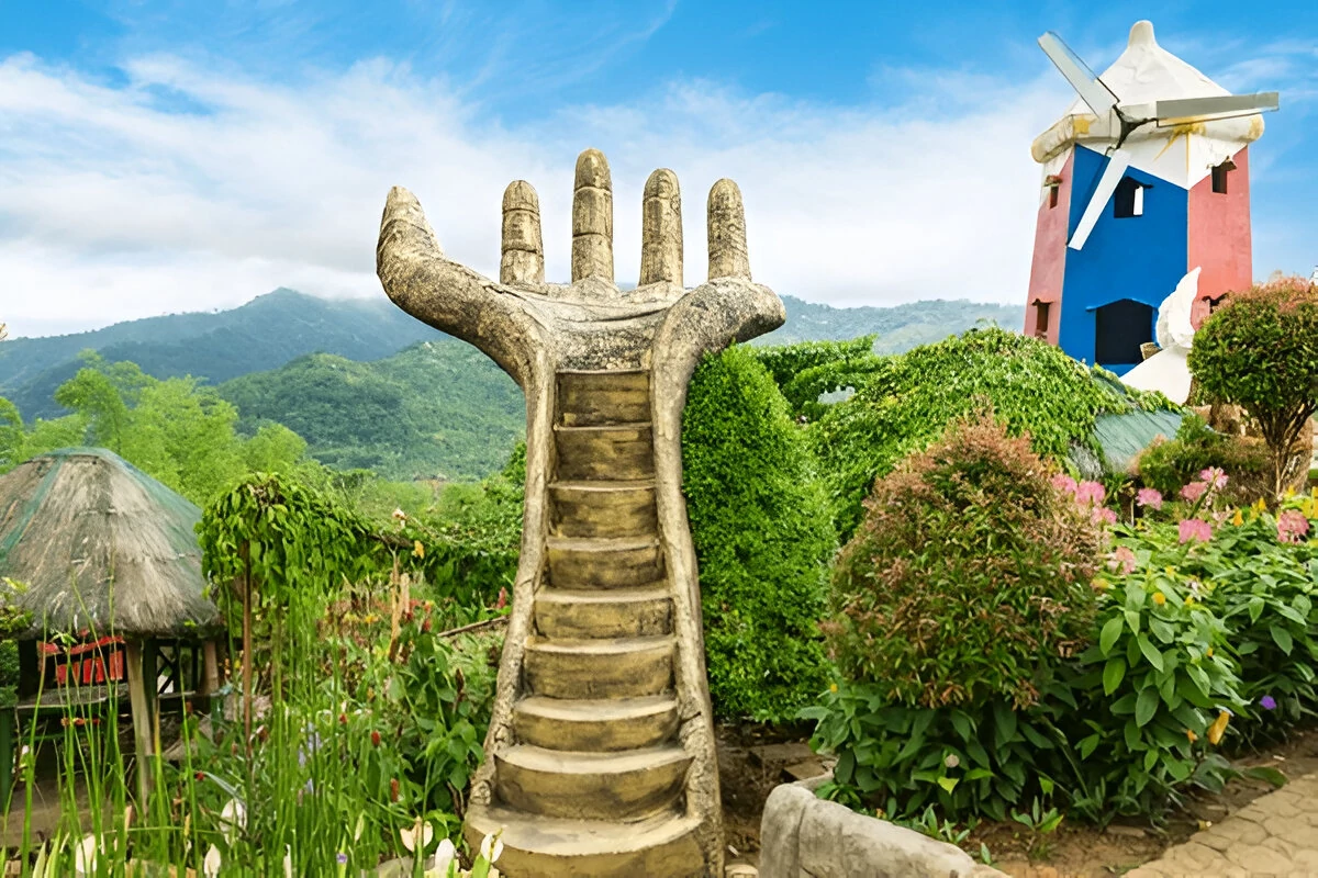 Philippines Island Hopping: Siargao, Cebu & Boracay – 11 Nights