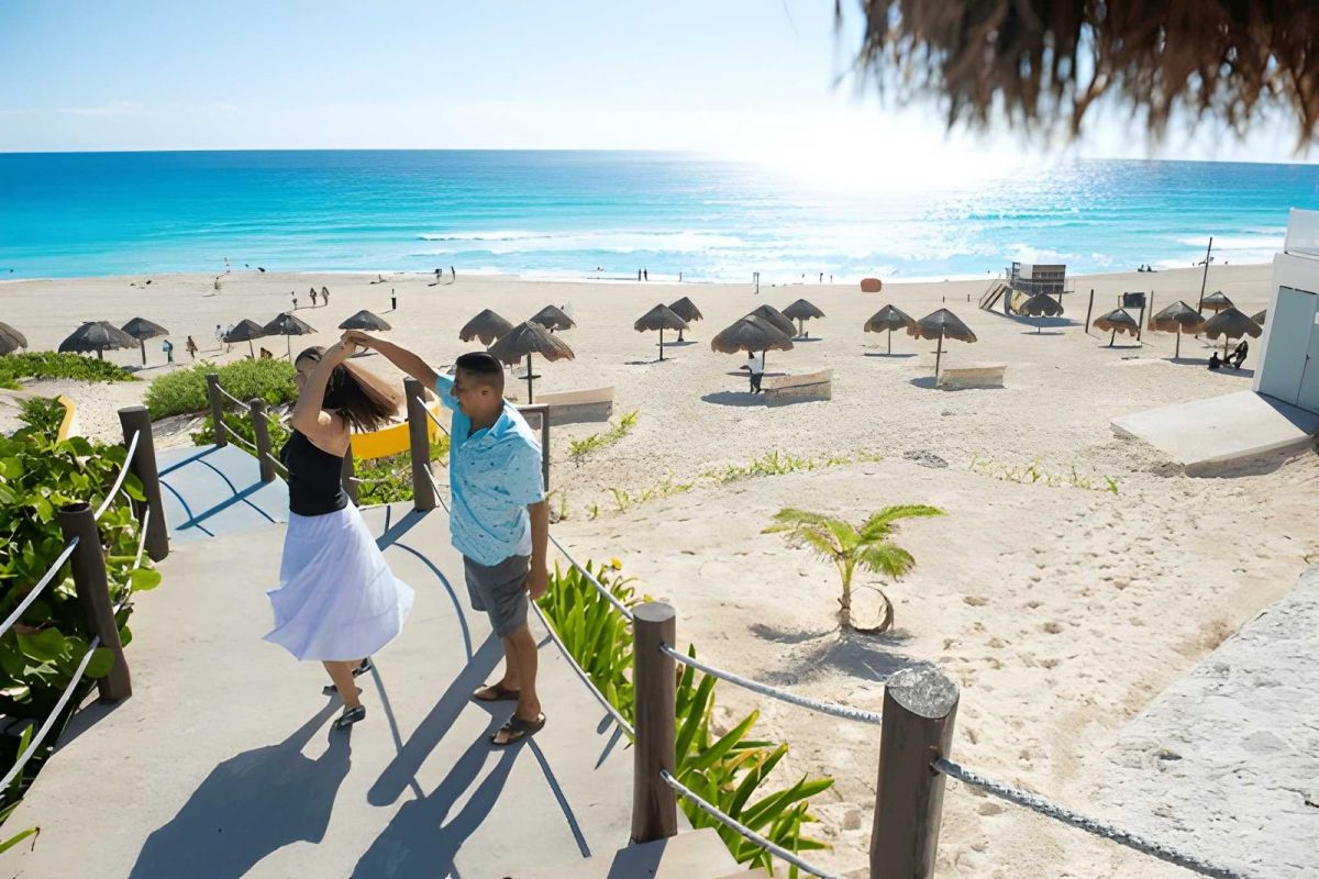 New York & Cancun All-Inclusive Getaway – 10 Nights