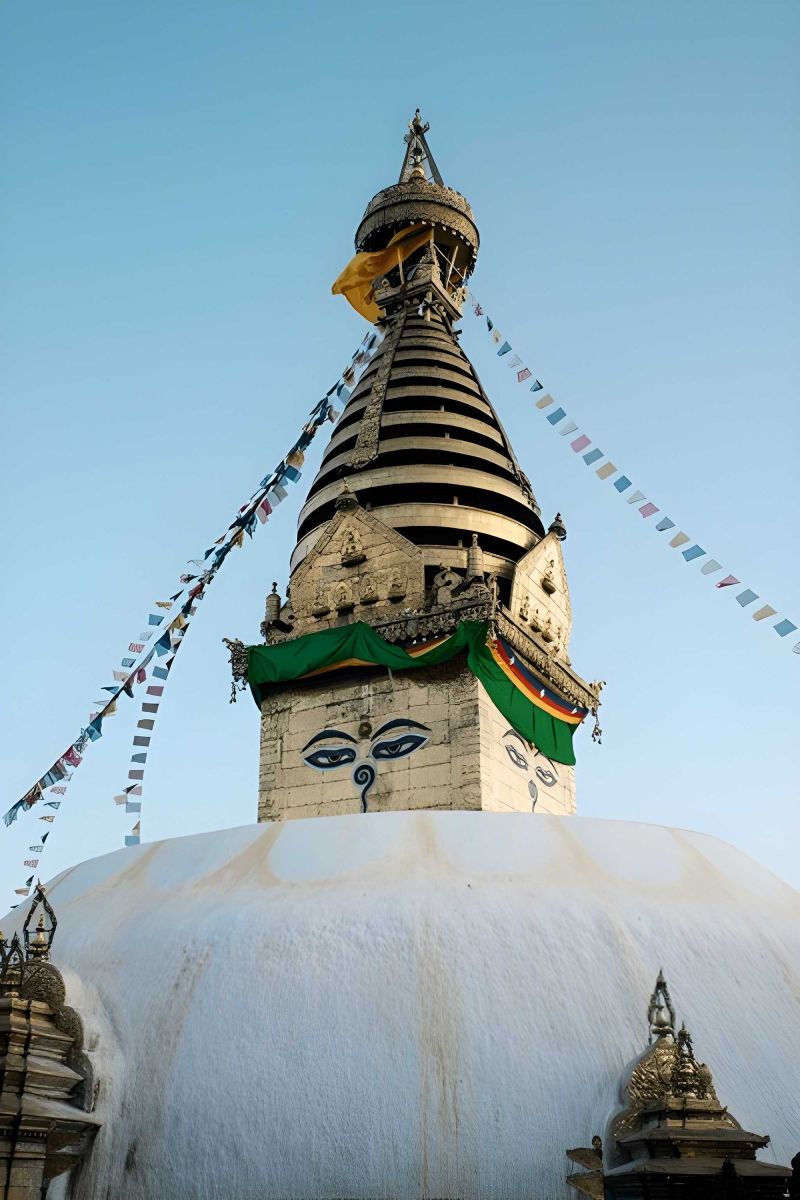 Unforgettable Nepal: Culture, Wildlife & Trekking – 11 Nights