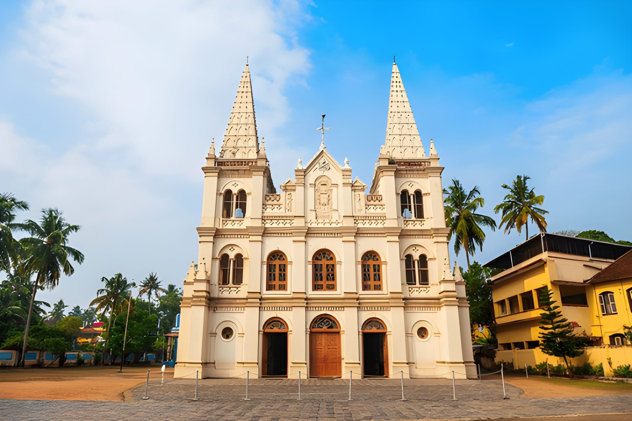Kerala: A Journey Through Nature & Luxury