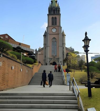 Seoul & Busan Discovery: 7-Night South Korea Vacation