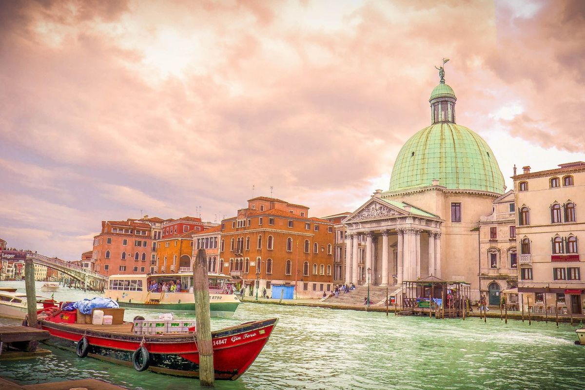 The Italian Classics: Rome, Florence (Cinque Terre) & Venice — 6 Nights
