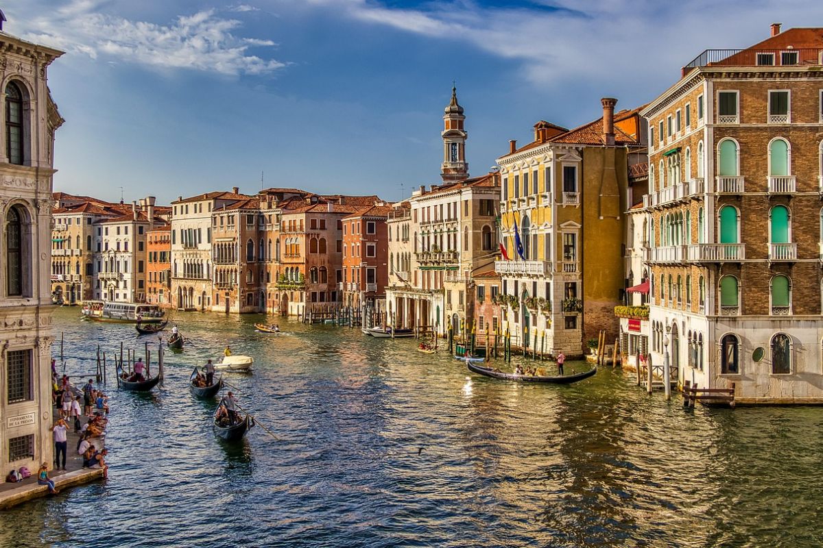 The Italian Classics: Rome, Florence (Cinque Terre) & Venice — 6 Nights