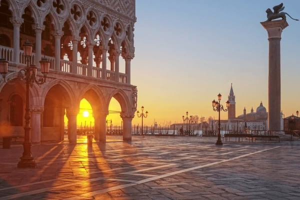 Venice Holiday